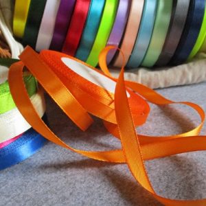 ruban 10 mm satin uni orange