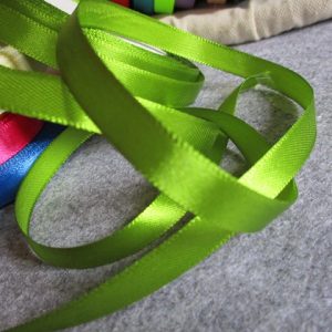 ruban 10 mm satin uni vert